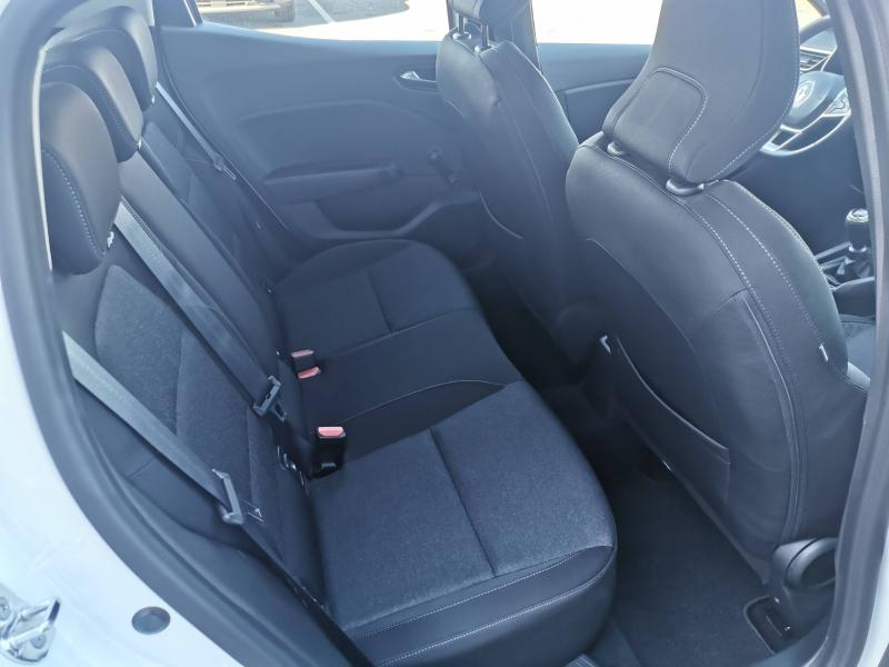RENAULT Clio d’occasion à vendre à FRÉJUS chez VAGNEUR (Photo 13)