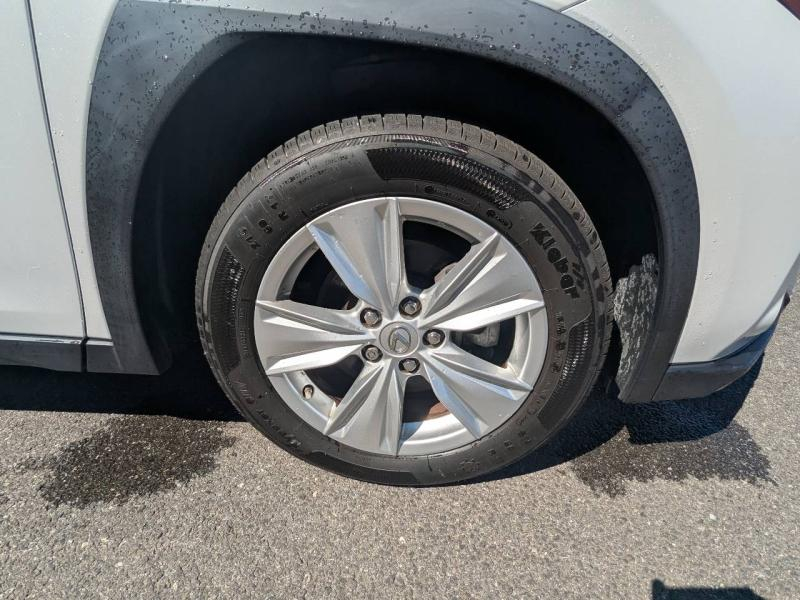 LEXUS UX d’occasion à vendre à FRÉJUS chez VAGNEUR (Photo 9)