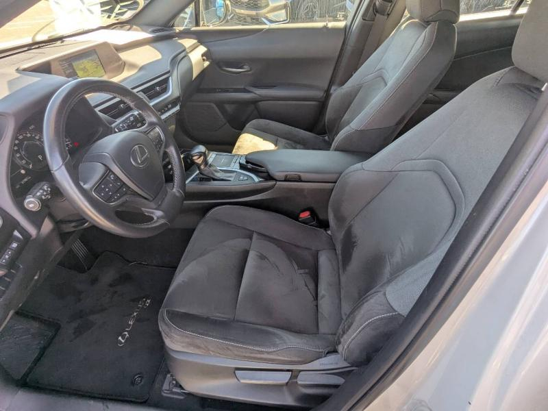 LEXUS UX d’occasion à vendre à FRÉJUS chez VAGNEUR (Photo 10)