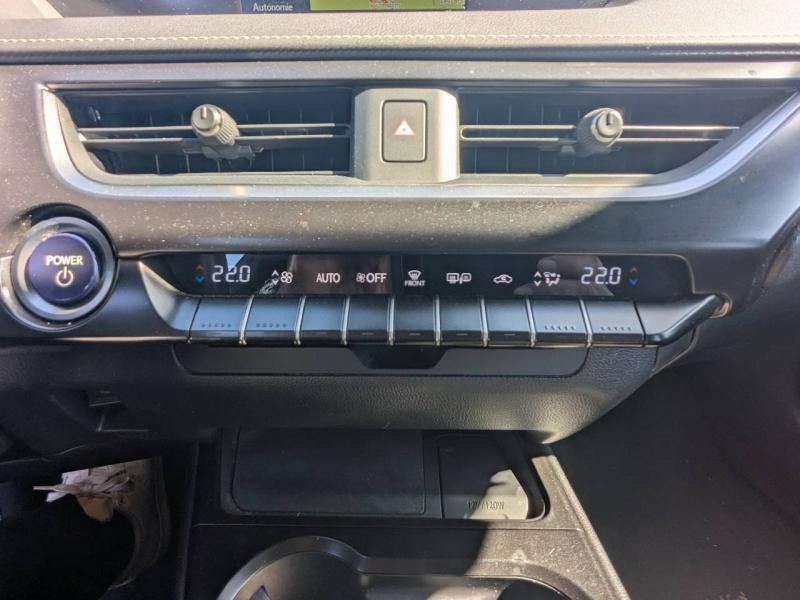 LEXUS UX d’occasion à vendre à FRÉJUS chez VAGNEUR (Photo 18)