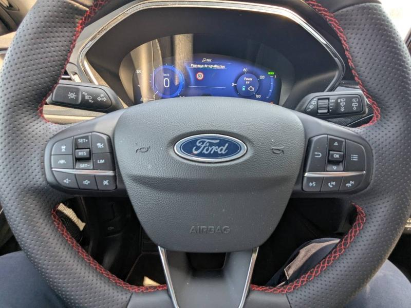 FORD Kuga d’occasion à vendre à FRÉJUS chez VAGNEUR (Photo 15)