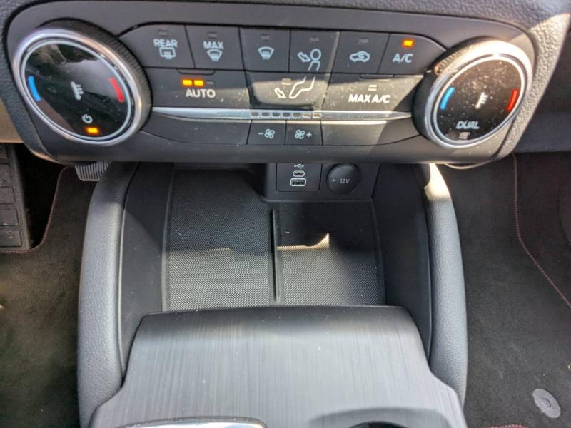FORD Kuga d’occasion à vendre à FRÉJUS chez VAGNEUR (Photo 19)