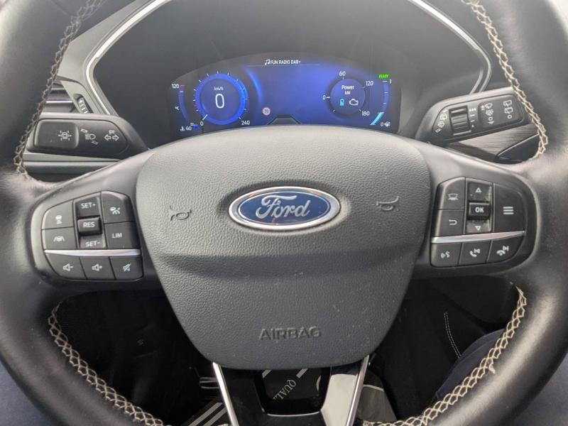 FORD Kuga d’occasion à vendre à FRÉJUS chez VAGNEUR (Photo 15)