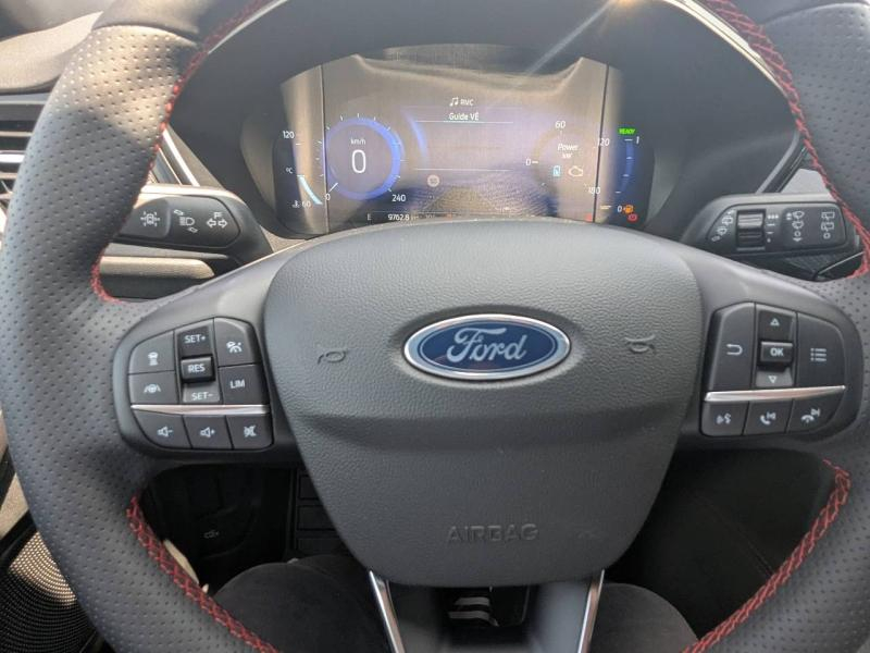 FORD Kuga d’occasion à vendre à FRÉJUS chez VAGNEUR (Photo 15)