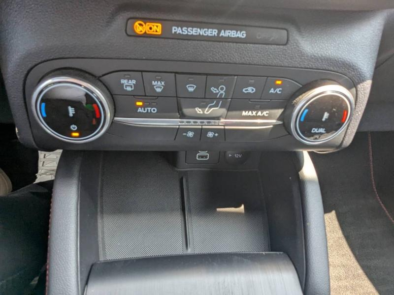 FORD Kuga d’occasion à vendre à FRÉJUS chez VAGNEUR (Photo 19)