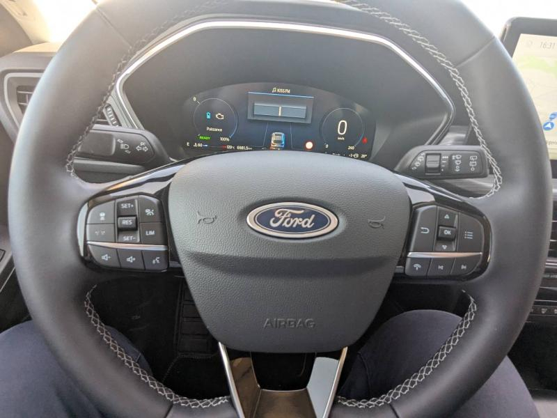 FORD Kuga d’occasion à vendre à FRÉJUS chez VAGNEUR (Photo 15)
