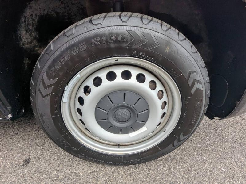VOLKSWAGEN Transporter Fg VUL d’occasion à vendre à FRÉJUS chez VAGNEUR (Photo 9)