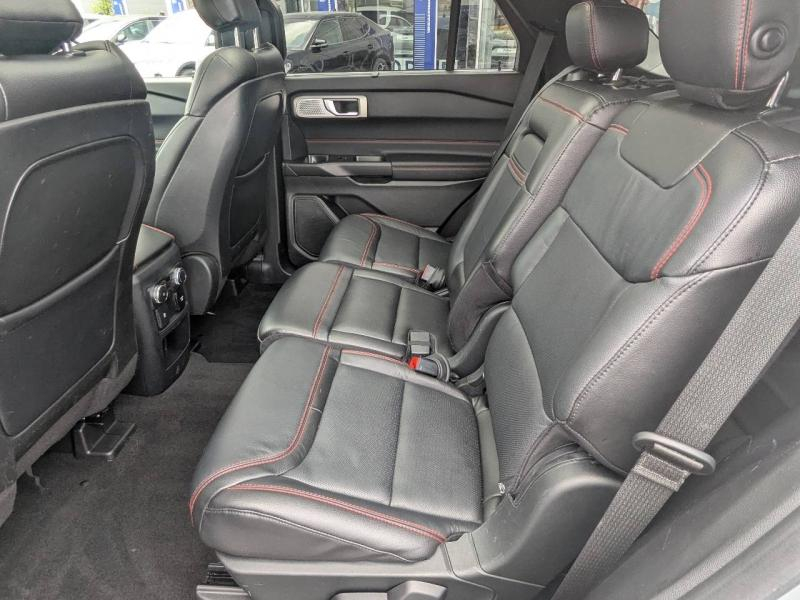 agency.seo.links.detann.title FORD Explorer d’occasion à vendre à FRÉJUS chez VAGNEUR (Photo 11)