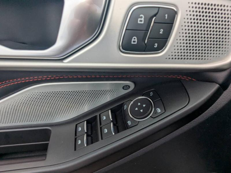 agency.seo.links.detann.title FORD Explorer d’occasion à vendre à FRÉJUS chez VAGNEUR (Photo 12)