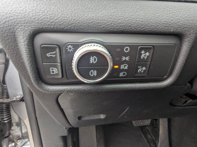 agency.seo.links.detann.title FORD Explorer d’occasion à vendre à FRÉJUS chez VAGNEUR (Photo 13)