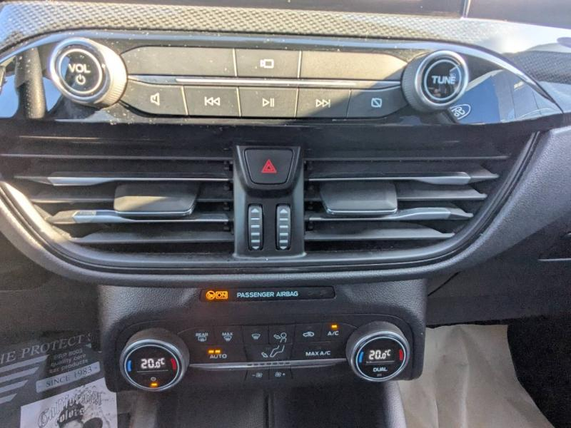 agency.seo.links.detann.title FORD Kuga d’occasion à vendre à FRÉJUS chez VAGNEUR (Photo 18)