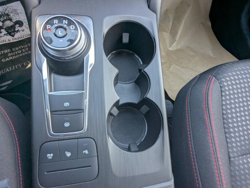 agency.seo.links.detann.title FORD Kuga d’occasion à vendre à FRÉJUS chez VAGNEUR (Photo 20)