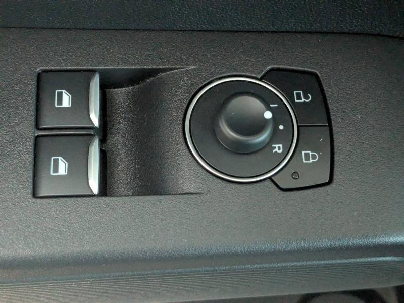 FORD Transit Courier VUL d’occasion à vendre à FRÉJUS chez VAGNEUR (Photo 13)