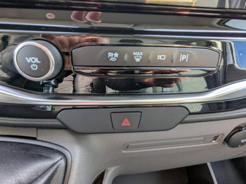 FORD Transit 2T Fg VUL d’occasion à vendre à FRÉJUS chez VAGNEUR (Photo 19)