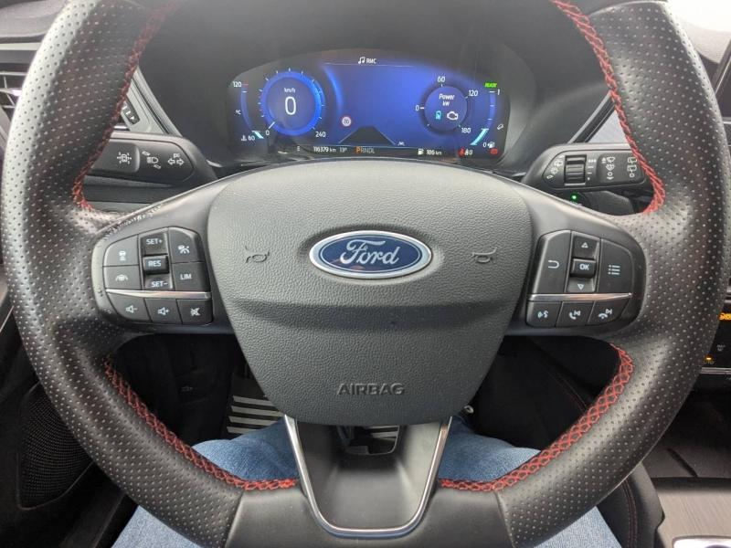 FORD Kuga d’occasion à vendre à FRÉJUS chez VAGNEUR (Photo 15)