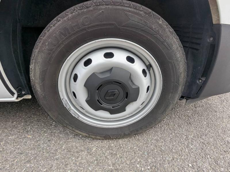 RENAULT Trafic Fg VUL d’occasion à vendre à FRÉJUS chez VAGNEUR (Photo 9)