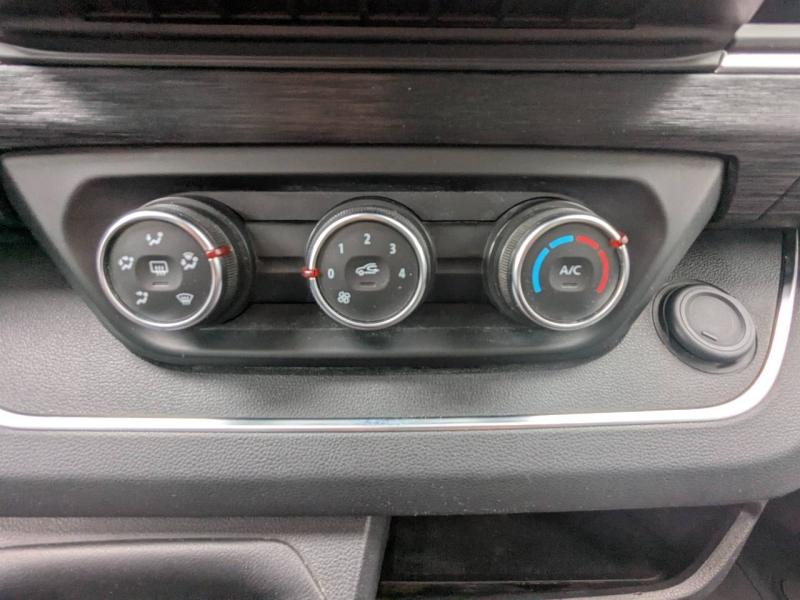 RENAULT Trafic Fg VUL d’occasion à vendre à FRÉJUS chez VAGNEUR (Photo 19)