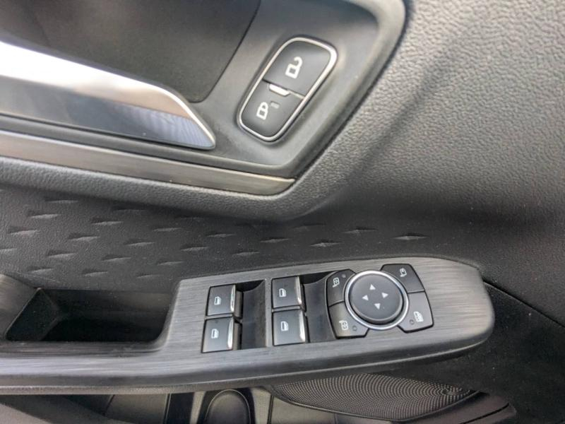 FORD Kuga d’occasion à vendre à FRÉJUS chez VAGNEUR (Photo 12)