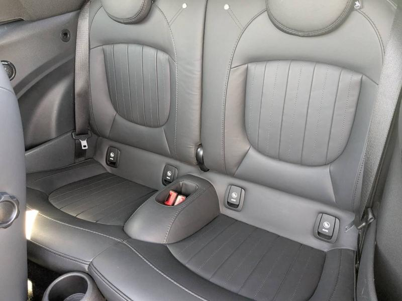 MINI Cabrio d’occasion à vendre à FRÉJUS chez VAGNEUR (Photo 12)